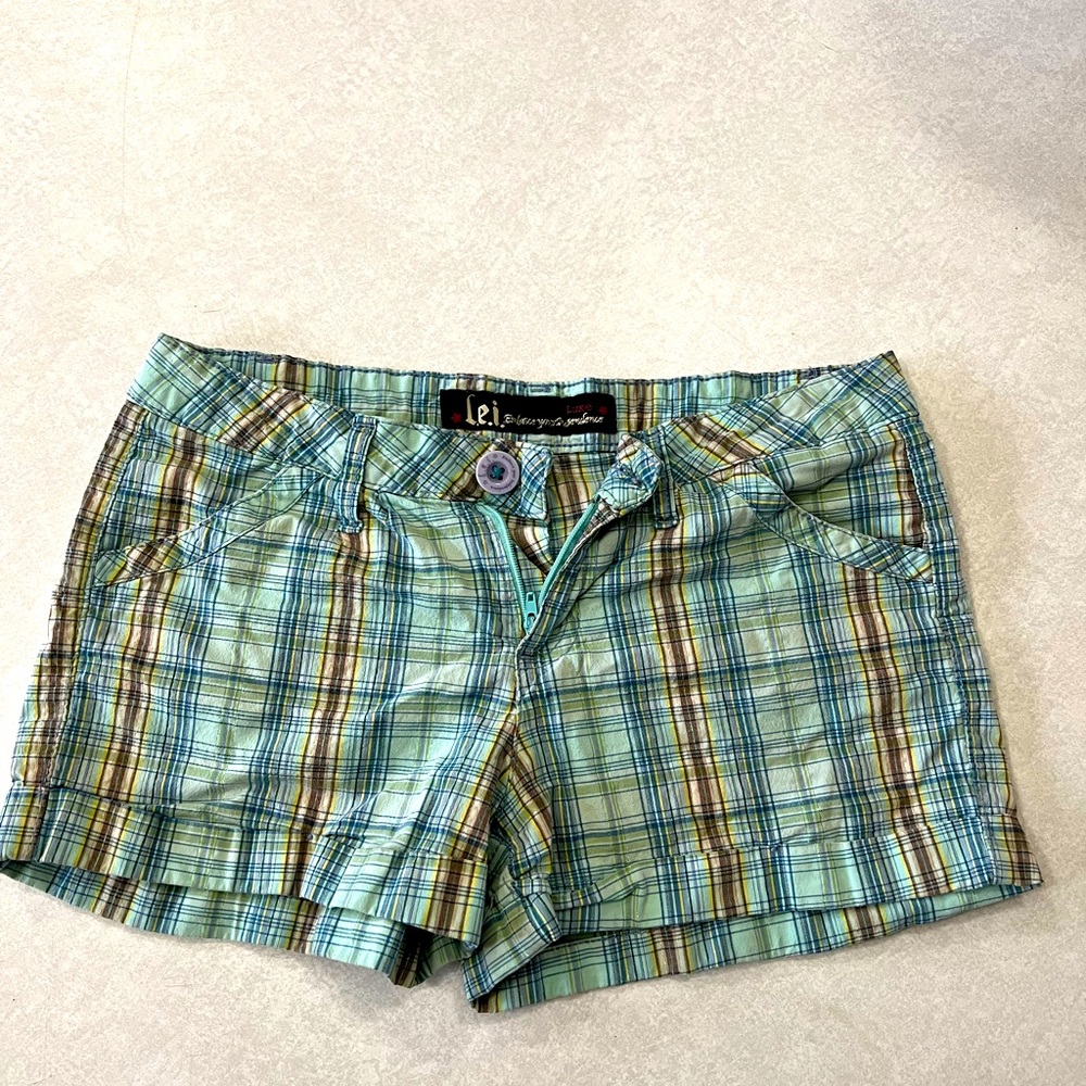 Plaid shirt shorts